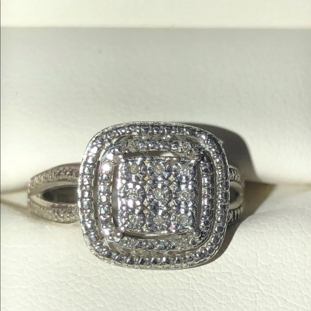 Diamond Cluster Ring